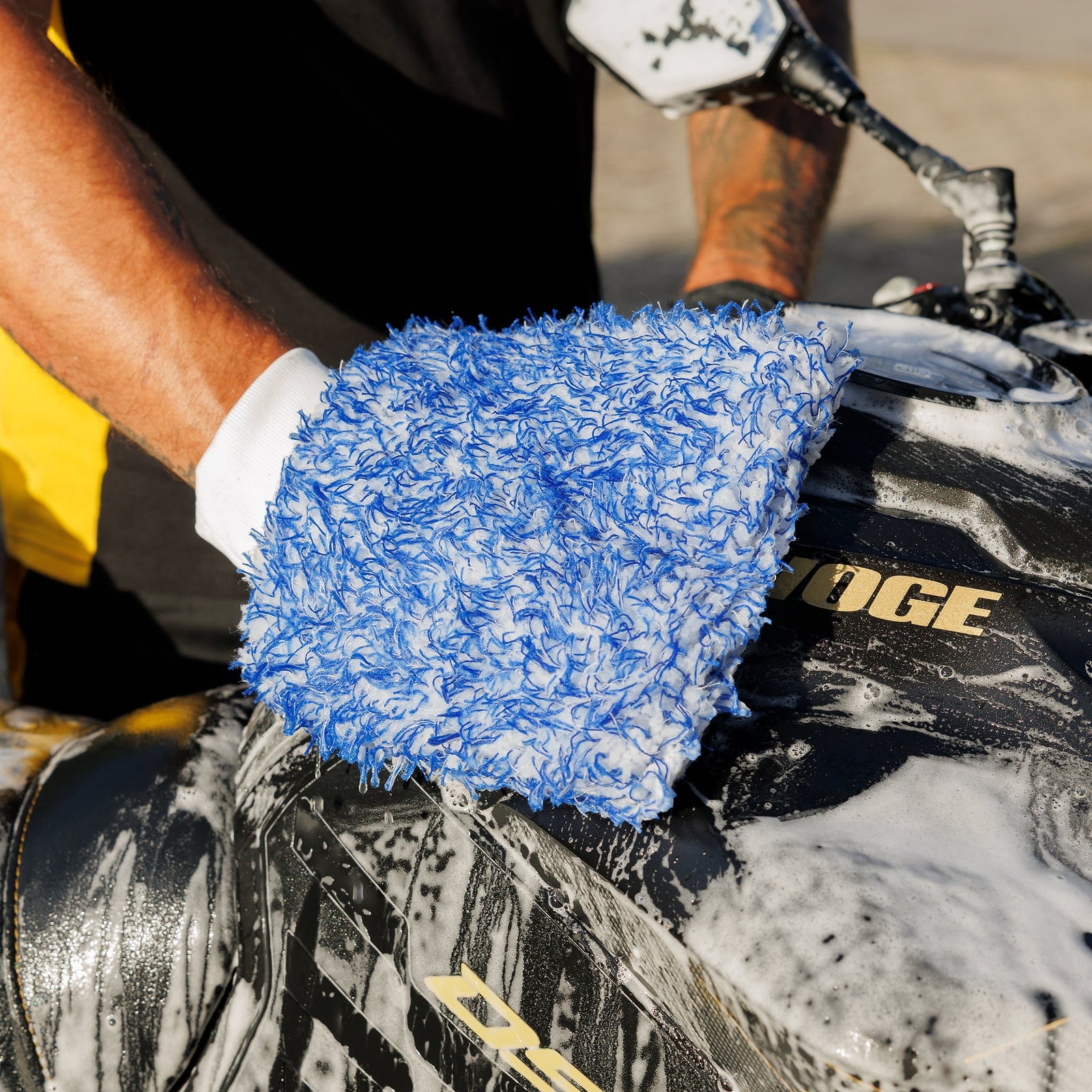 5 erreurs qui abîment votre moto au lavage