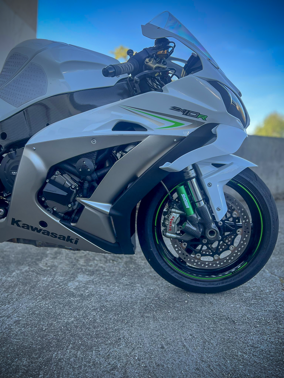 Kawasaki ZX-10R : le detailing d'une sportive, carénage par carénage