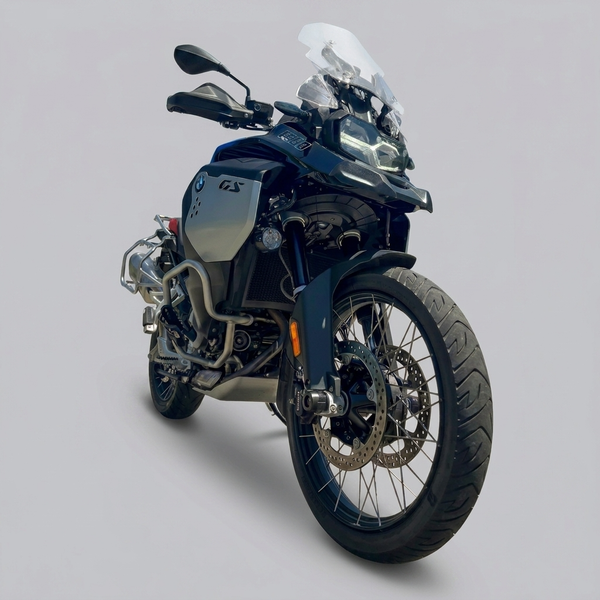 Detailing à domicile pour trail et GT — Detailing Moto